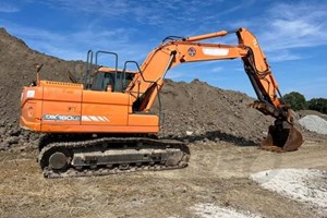 2013 Doosan DX-180 LC  Excavator