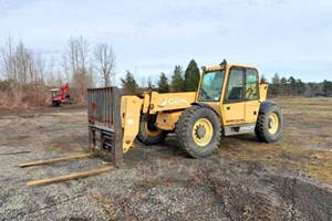 2000 Gehl DL10L-44  Telehandler