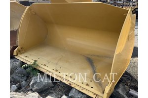 2016 Caterpillar 938K PIN ON BUCKET  Attachment