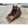 2017 Caterpillar 32 inch bucket Attachment