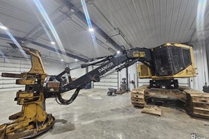 2010 Tigercat LX830C  Feller Buncher