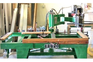 Ruvo 9715W  Door Machine