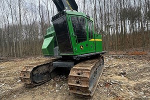 2021 John Deere 853MH  Harvesters and Processors