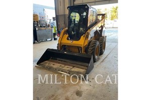 2021 Caterpillar 242D3  Skidsteer