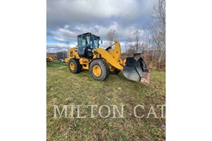 2017 Caterpillar 926M  Wheel Loader