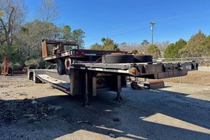 Fontaine DFT-5-8047WSAW  Trailer-Lowboy