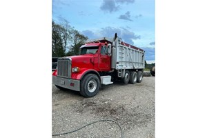 2004 Peterbilt 357  Truck-Dump