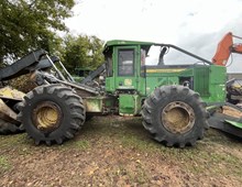 2018 John Deere 648L