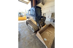 2023 John Deere 331G  Skidsteer