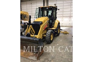 2022 Caterpillar 42007  Backhoe