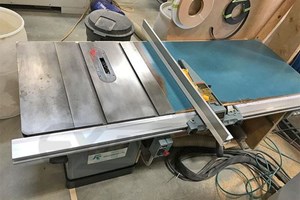 Delta UNISAW  Table Saw