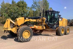 2017 Caterpillar 140M3 AWD  Motor Grader