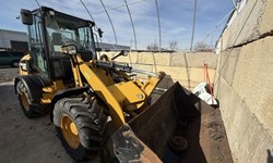 2016 Caterpillar 908M Wheel Loader