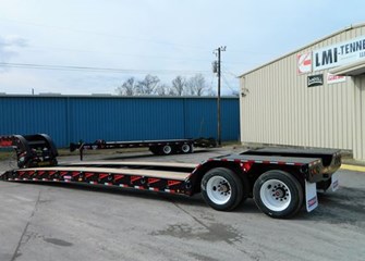 2024 Pitts LB35-22DC AR Lowboy Trailer