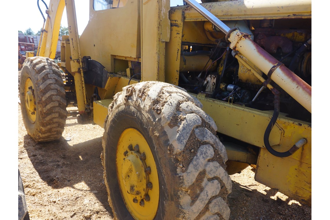 Pettibone 104A Wheel Loader For Sale